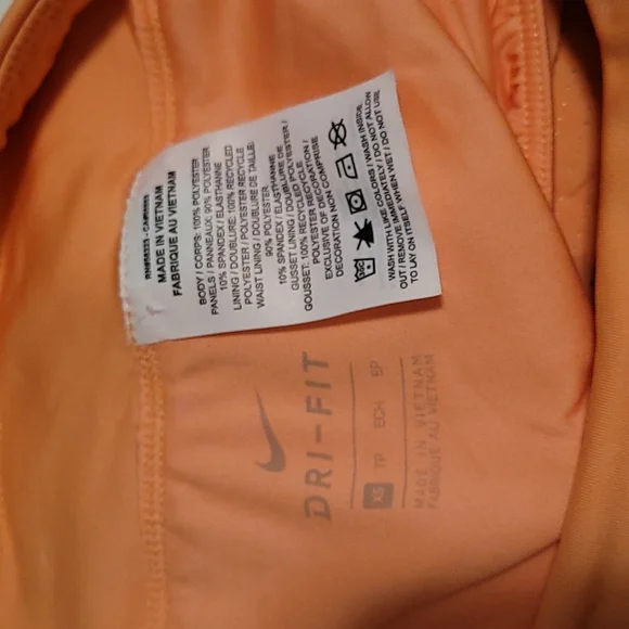 Nike dri fit shorts with liner - Picture 3 of 3